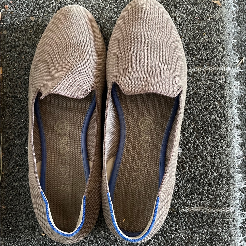 Rothys the loafer